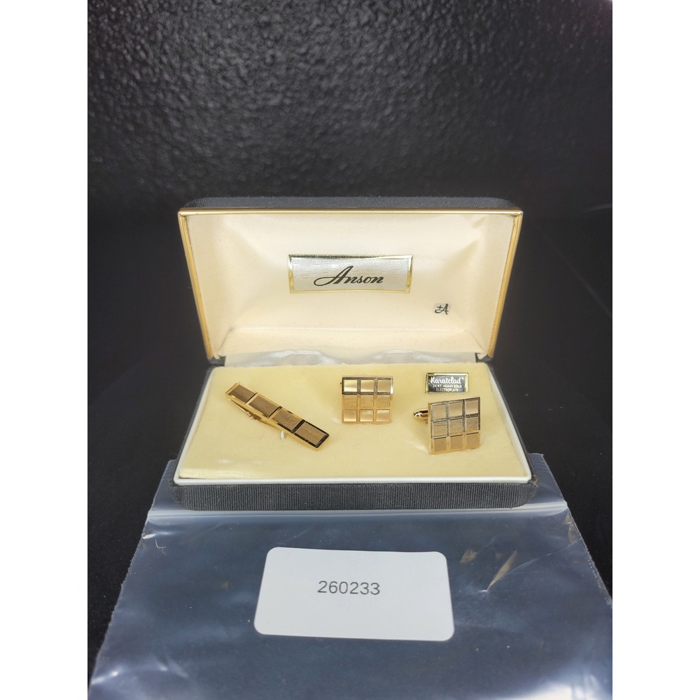 Anson Cufflinks Tie Clip Set Gold Tone Grid Karatclad Gold Electroplate Boxed